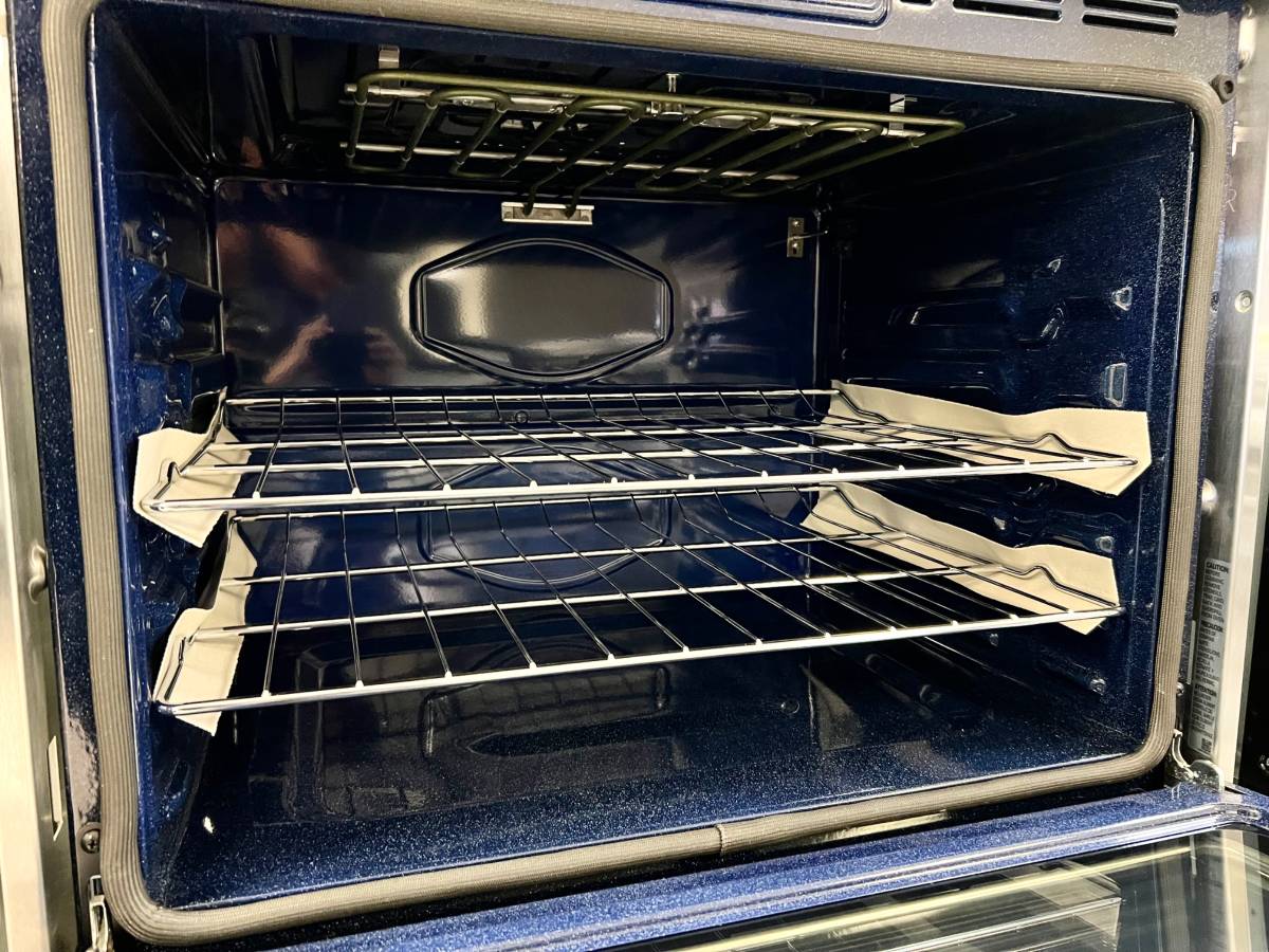 30 INCH Samsung NV51T5511DG Double Wall Oven Black Stainless Steel 10.2 Cu Ft , Wi-Fi , Steam , Self Clean , Broiler , Proofing , Warming Mode, Child Lock , Sabbath Mode, Fingerprint Resistant Black * New Open Box *