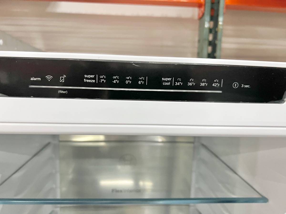 24 INCH Bosch 800 Series B24CB80ESS Freestanding Refrigerator Freezer * New Open Box * Counter Depth Freestanding Bottom Freezer Smart Refrigerator 12.8 cu. ft.  Ice Maker, Internal Water Dispenser , Stainless Steel