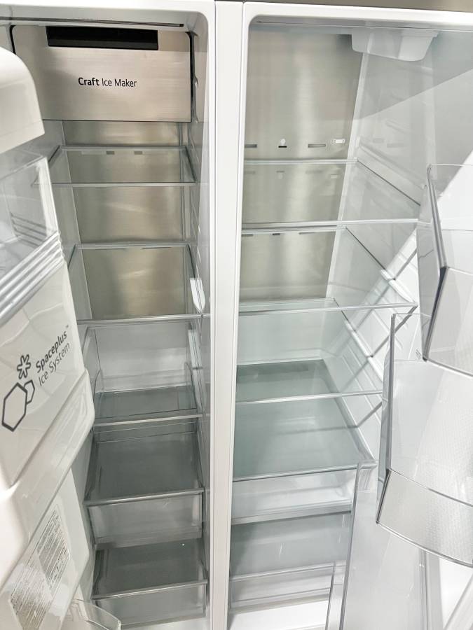 36 INCH LG LRSOS2706S Side by Side Refrigerator  Freestanding Smart  27.1 Cu. Ft.,  Edge-to-Edge Insta View, Dual Ice Maker, UV nano Dispenser,  Cool Guard Panel, ADA Compliant, ENERGY STAR  Print Proof Stainless Steel  * New Open Box *