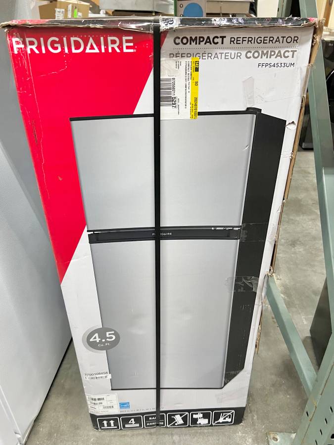 19 INCH Frigidaire FFPS4533UM Compact Top Freezer Refrigerator * New Open Box 4.5 cu. ft., Easy Access Can Holders, Adjustable Glass Shelves, Full-Width Freezer, Interior Light, Clear Crisper Drawer, Energy Star , Stainless Steel .
