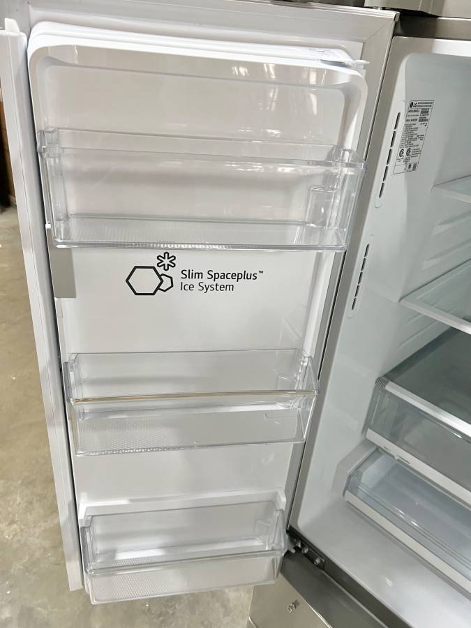 36 INCH LG LMXS28626S 4-Door French Door Refrigerator * New Open Box  27.8 cu. ft.,  PrintProof Finish, Smart Cooling System,  Slim Space Plus Ice System, ENERGY STAR  Stainless Steel