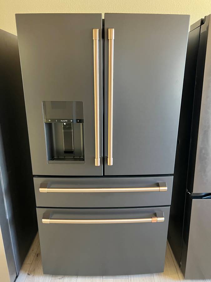 36 INCH GE Cafe CXE22DP3PD1  * New Open Box *. Counter Depth 4-Door French Door Smart Refrigerator  22.3 Cu. Ft. Hands-Free Autofill, Humidity Control System,  Convertible Drawer, BRASS Handles Wi-Fi, ENERGY STAR Matte Black .
