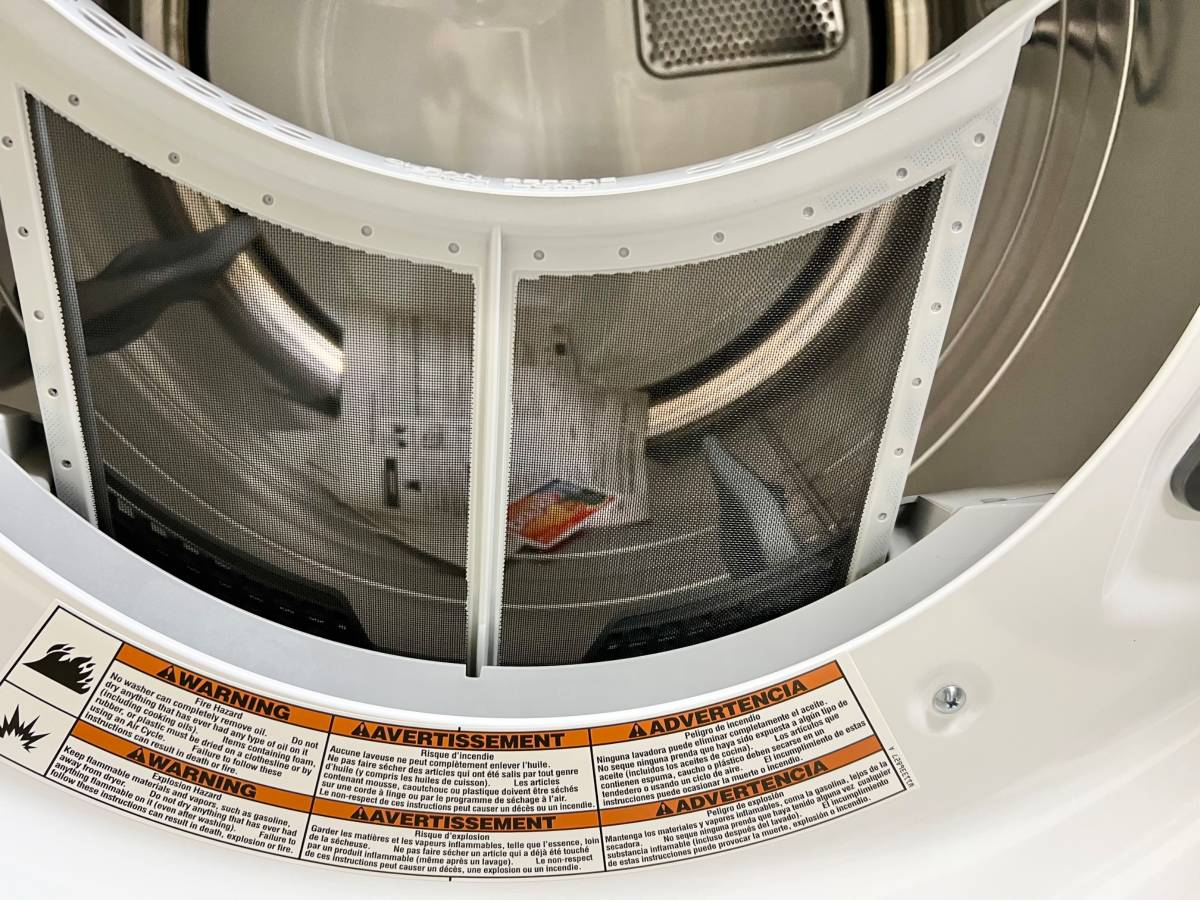 27 INCH Whirlpool WGD8620HW Gas Dryer 7.4 Cu. Ft. Steam * NEW * Open Box 37 Dry Cycles, Steam Refresh Cycle, Sanitize Cycle, Wrinkle Shield Plus Option, ADA Compliant, ENERGY STAR , White .