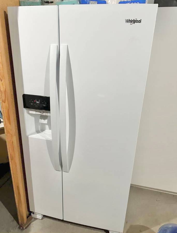 33 INCH Whirlpool WRS331SDHW Side by Side Refrigerator * New Open Box * White , Water Ice Dispenser ,66 Inch Height