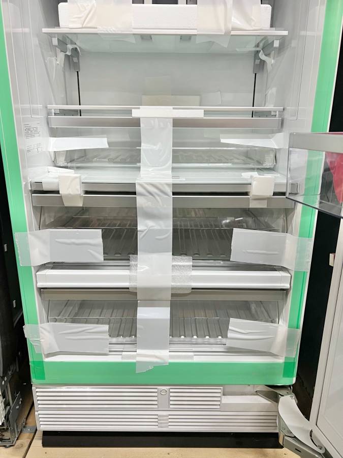 30 Inch THERMADOR T30IR900SP Panel Ready Refrigerator Column 16.8 Cu. Ft. * New Open Box *