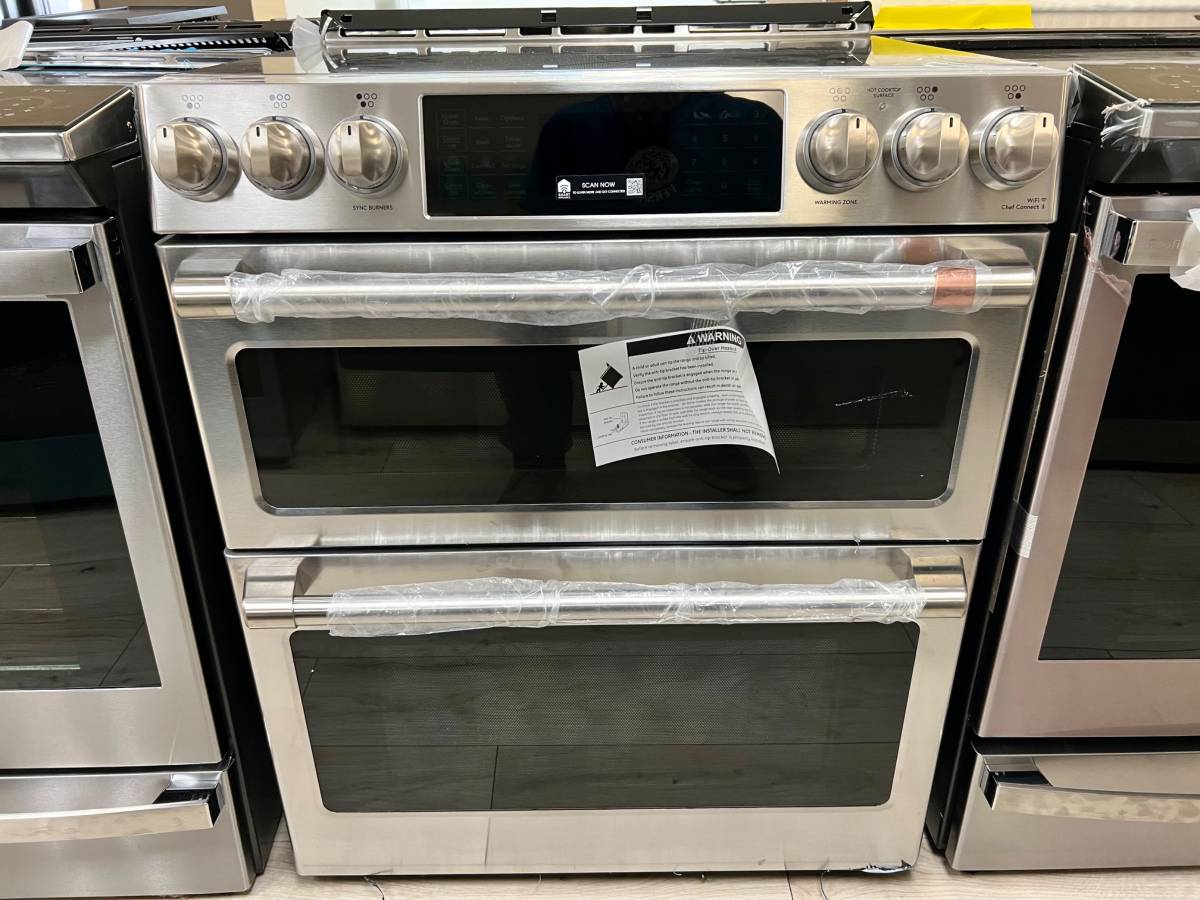 30 INCH GE Cafe CHS950P2M8S1 Induction Range AIR FRY Convection * New Open Box * Stainless Slide In Induction Electric Glasstop Range , Convection Oven , Air Fry , Steam Clean, Self Clean