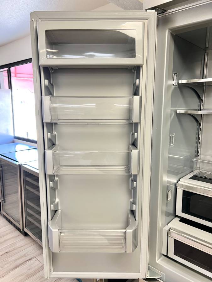 42 INCH KitchenAid KBFN502ESS Built-In French Door Refrigerator * NEW OPEN BOX * 24.2 cu. ft. Capacity, 4 Glass Shelves, Preserva Food Care System, Automatic Ice Maker, Platinum Interior, LED, Door Open Alarm, Sabbath Mode, ENERGY STAR Stainless Steel