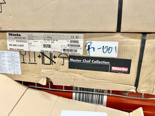 30 INCH Miele  KM3465G Gas Cooktop 4 Sealed Burners, Continuous Grate, Dual Wok Burner, Ignition Safety Control, Side Knob Controls,, Gas Stop and Restart * New Open Box