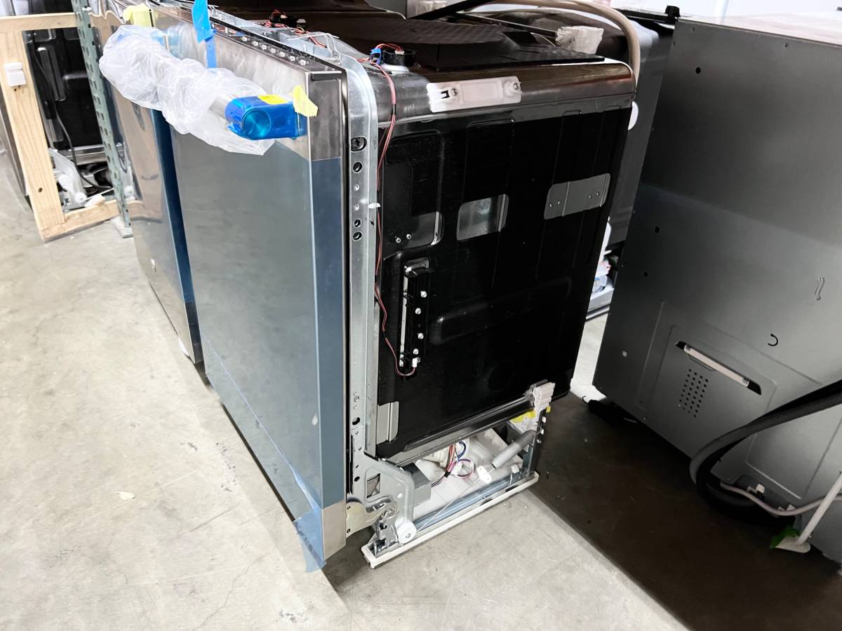 24 Inch GE Monogram Statement Series ZDT925SPNSS Dishwasher * NEW * Open Box Stainless Steel