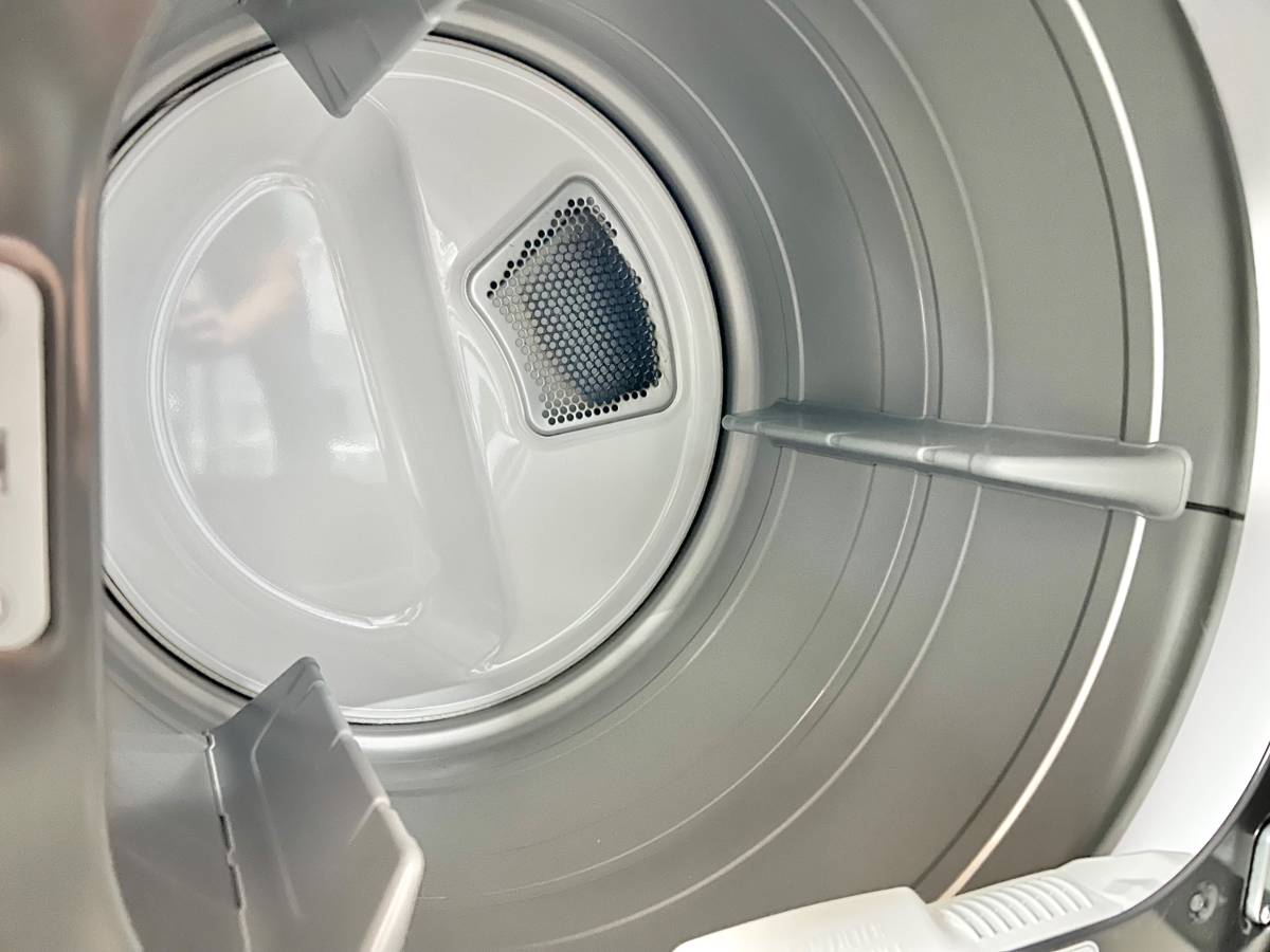 27 INCH LG DLG6101M Ultra Large Gas Dryer with 7.3 cu ft Capacity, Rear Control Sensor Dry, Intelligent Electronic Knobs, Lo Decibel Energy Star * New Open Box *
