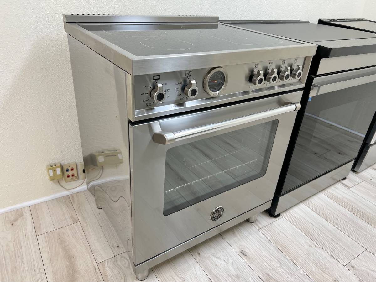 30 INCH Bertazzoni Professional PROF304INSXT Electric INDUCTION Range 4 Heating Zones, 4.6 cu. ft. , Pyrolytic Self Clean, Electric Broiler, Dual Convection Fans, Smooth-Glide Telescopic Rack, Soft-Close Door, Food Probe Stainless Steel