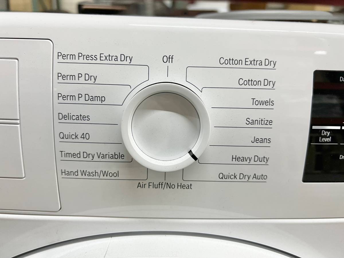 24 Inch Bosch Washer and Dryer Energy Star White Set New Open Box , Energy Star , ADA , Stackable, Washer Model : WGA14400UC Dryer Model : WPA12100UC