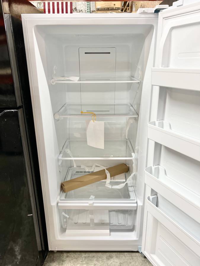 28 INCH Insignia 13.8 Cu. Ft. NSUZ14WH0 Upright Freezer * New Open Box * Convertible to Refrigerator , Interior Light , Energy Star , White ,  0 F to 110F