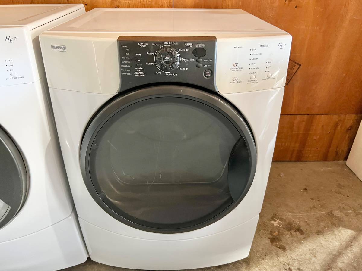 27 Inch Kenmore Elite Front Load Washer Gas Dryer Set , White Used Condition