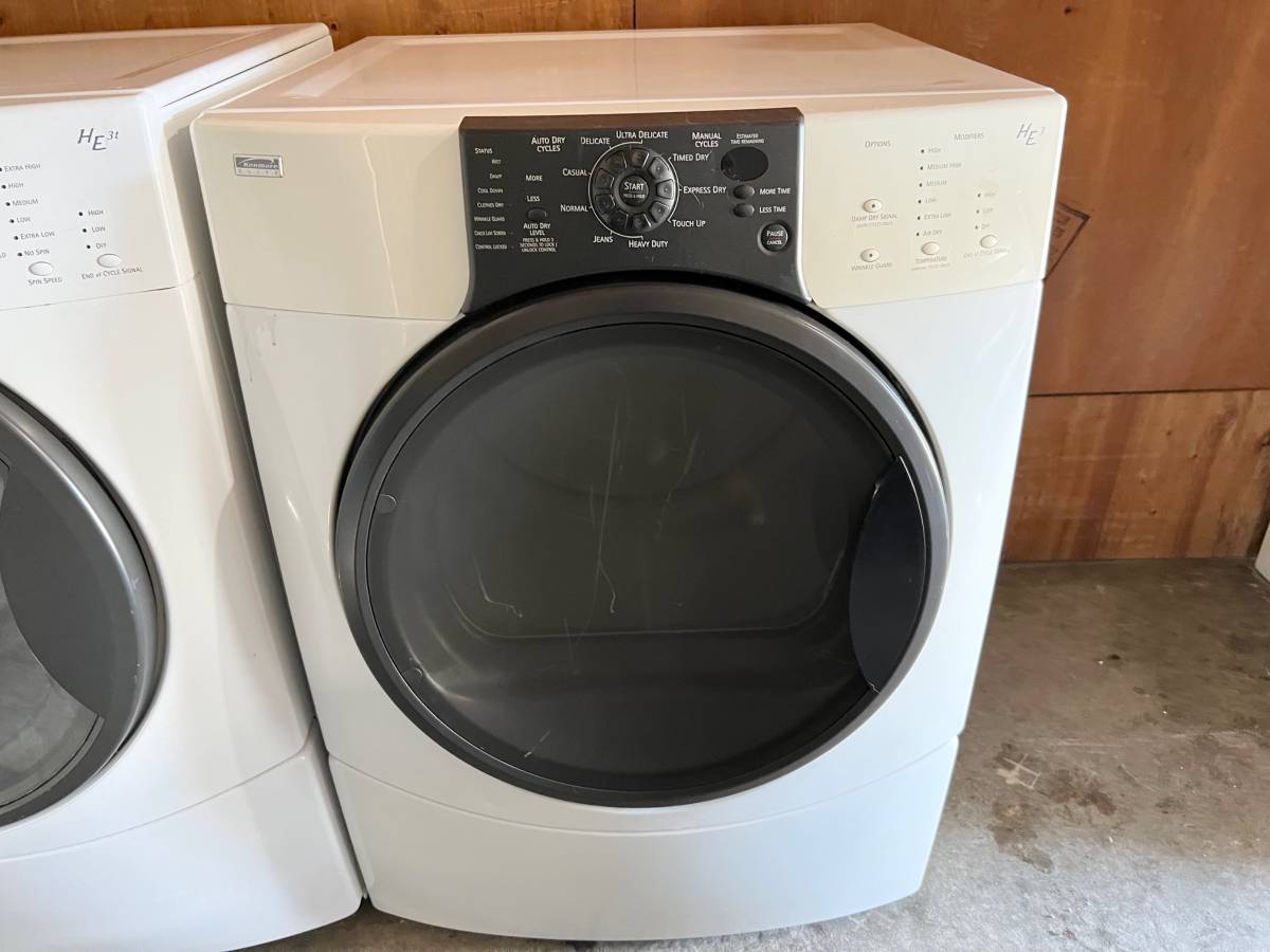 27 Inch Kenmore Elite Front Load Gas Dryer Machine White * Used Condition , 110.92822102 ,