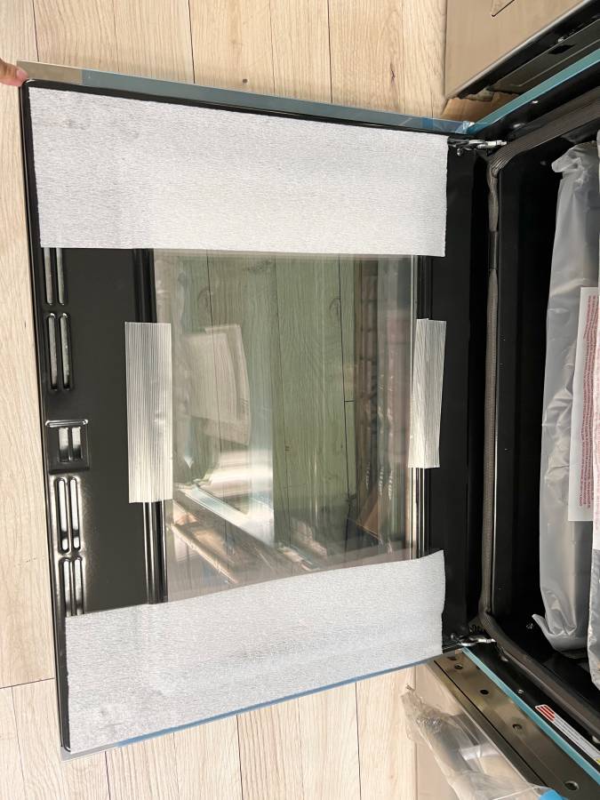 30 Inch GE Cafe CTD70DP2NS1 Double Wall Convection Oven * New Open Box * 10 Cu. Ft. , True European Convection Oven, Self-Clean, Steam Clean Option, Hot-Air Frying, Keep Warm, Proof, Precision Cooking Modes, UL Listed .
