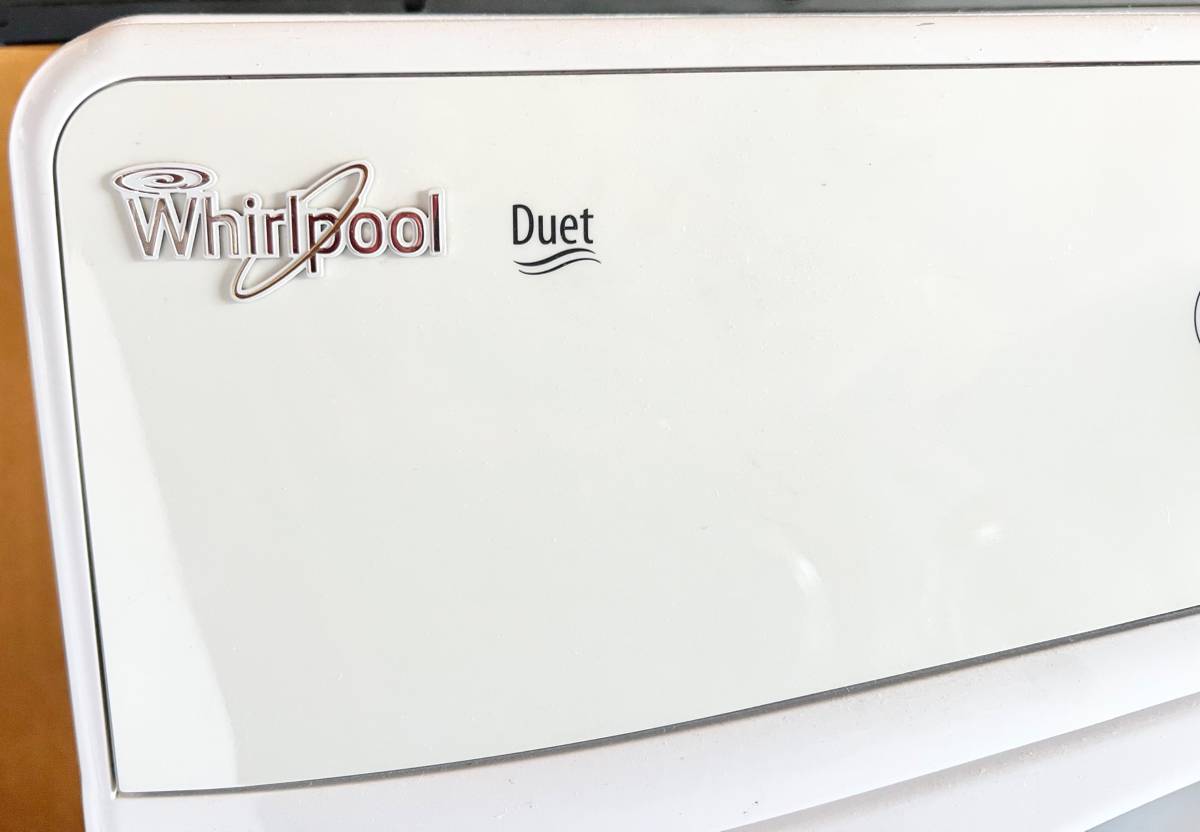 27 INCH Whirlpool Duet WED70HEBW Electric Dryer 7.4 cu. ft. White , Used Condition , LED , Wrinkle Shield , Quad Baffles, ADA , 30 AMP , 60Hz, 240V