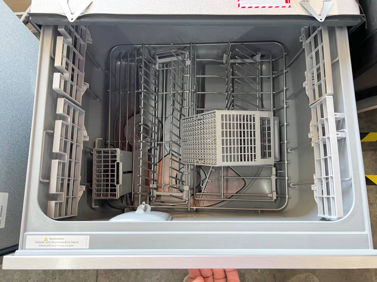 24 INCH Fisher & Paykel DishDrawer Series DD24DCTX9N Full Console Double DishDrawer with 14 Place Setting Capacity, 15 Wash Cycles, Sanitize, Cutlery Basket, Child Lock, 44 dBA Energy Star Stainless Steel