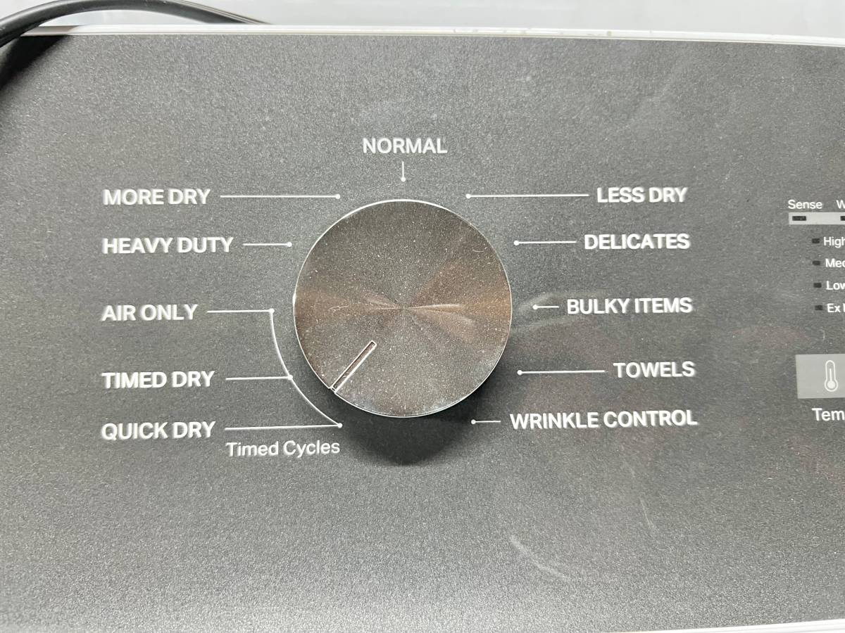 29 INCH Whirlpool WGD5010LW Gas Dryer 7.0 cu. * New Open Box * White Interior Light, 11 Dryer Programs, Moisture Sensing, Timed Dry, Wrinkle Shield, Air Only Cycle, Quick Dry, Static Reduce Option, End of Cycle Signal