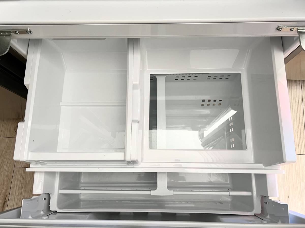 36 INCH Frigidaire GRFS2853AFA French Door Refrigerator * New Open Box 27.8 CU Ft , Gallon Door Bins, Crispers , Dual Ice Maker , PurePour Water Filter , PureAir Ultra II Air Filter , Energy Star Certified , Stainless Steel .