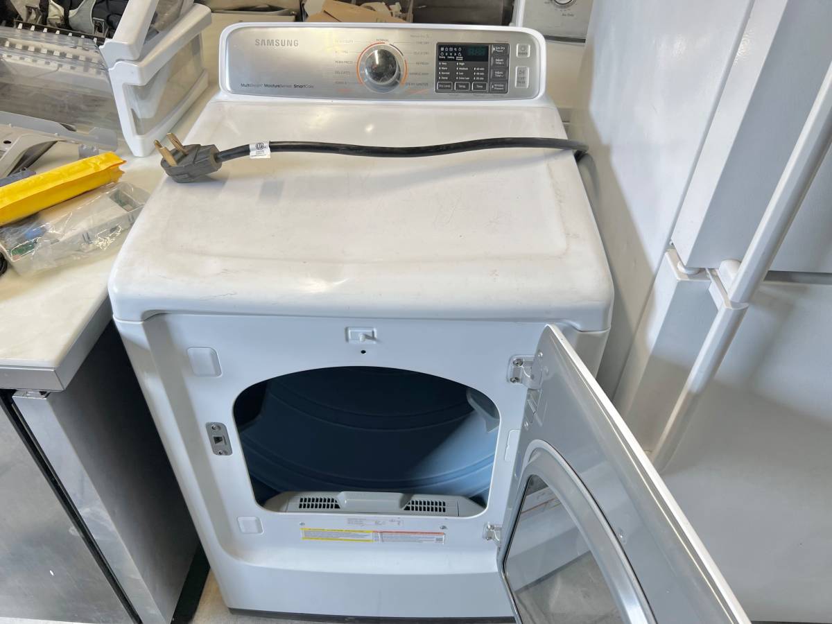 27 INCH Samsung DVE50M7450W Electric Dryer ,Multi-Steam, Wrinkle Prevent Option, Sensor Dry, 11 Dry Cycles, Smart Care, 4-Way Venting, Eco Dry, Reversible Door 7.4 cu. ft. , White