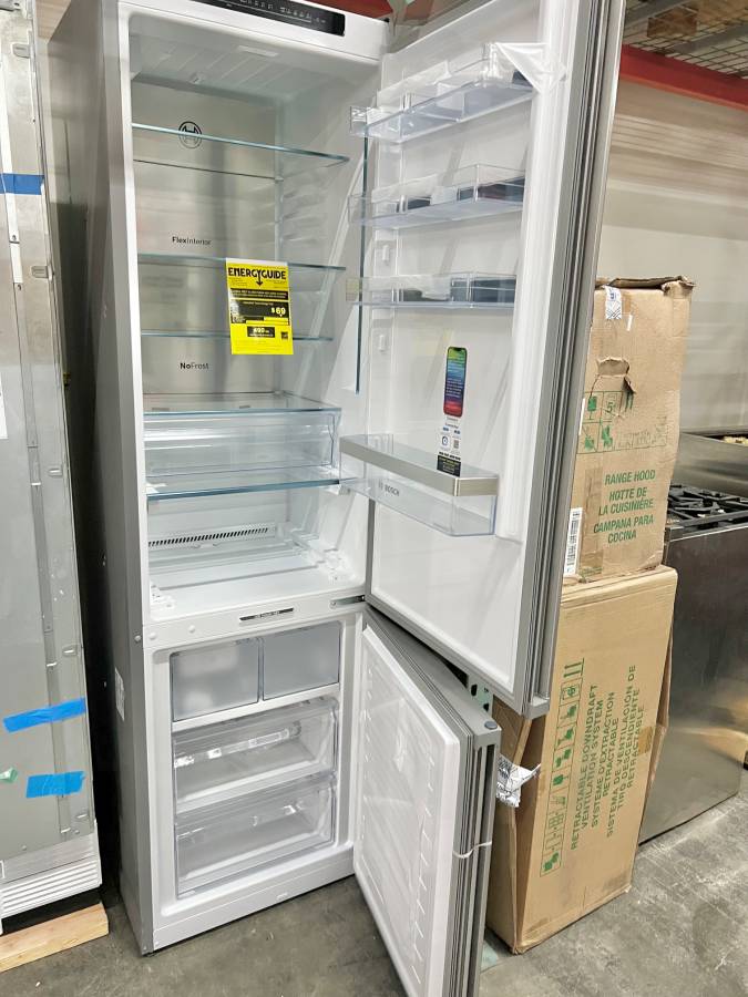 24 INCH Bosch 800 Series B24CB80ESS Freestanding Refrigerator Freezer * New Open Box * Counter Depth Freestanding Bottom Freezer Smart Refrigerator 12.8 cu. ft.  Ice Maker, Internal Water Dispenser , Stainless Steel