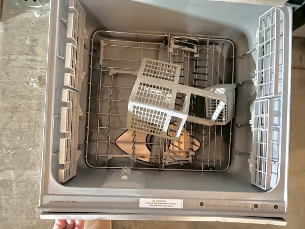 24 INCH Fisher & Paykel DD24DTI9N Fully Integrated Panel Ready Double DishDrawer Dishwasher 14 Place Settings, 6 Wash Programs, Knock to Pause, Sanitize, 44 dBA Sound Level, Childlock, ENERGY STAR * New Open Box