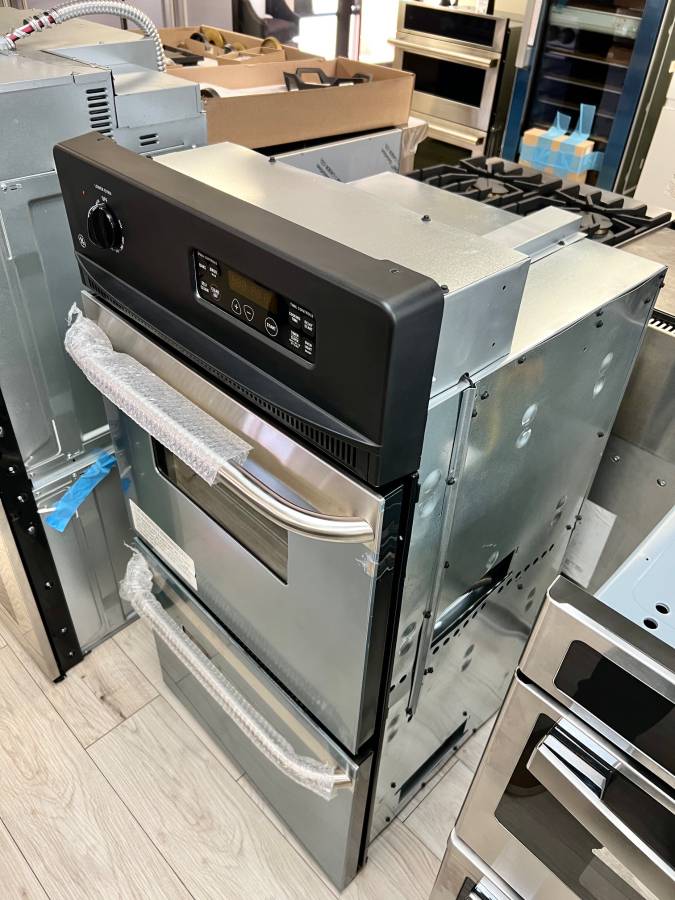 24 INCH GE JRP28SKSS Double Electric Wall Oven * New Open Box * Stainless Steel , Self Clean , Foamless Glass Doors, Interior Oven Light , Electronic Controls ,  Sabbath ,