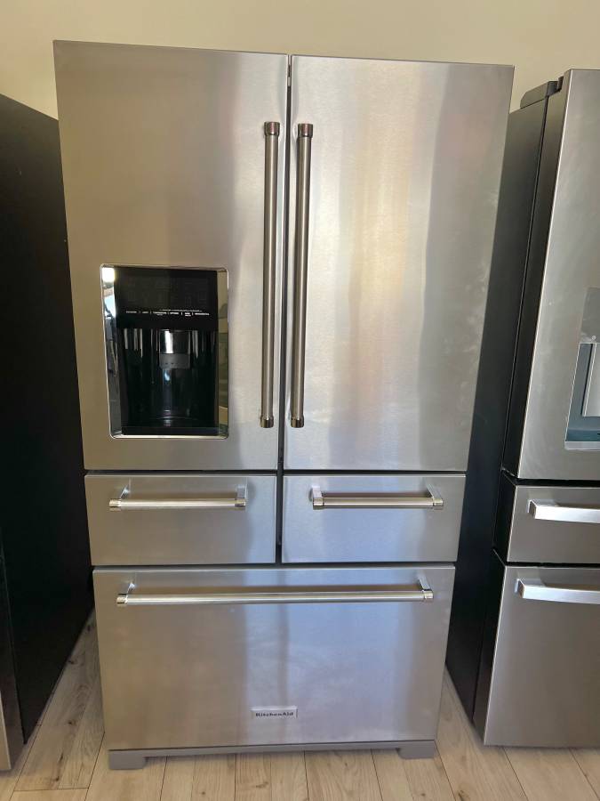 36 INCH KitchenAid KRMF706ESS 5-Door French Door Refrigerator * New Open Box *Freestanding 5-Door French Door Refrigerator 25.8 cu. ft., 5 Shelves, 2 Soft-Close Drawers, Exterior Ice and Water Dispenser, LED Lighting Sabbath Stainless Steel