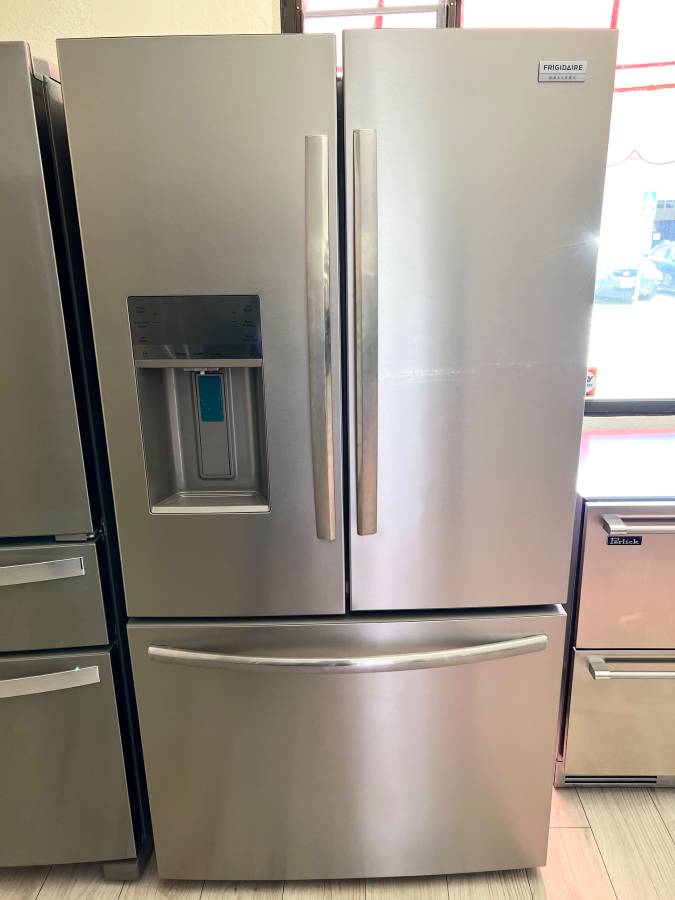 36 INCH Frigidaire GRFS2853AFA French Door Refrigerator * New Open Box 27.8 CU Ft , Gallon Door Bins, Crispers , Dual Ice Maker , PurePour Water Filter , PureAir Ultra II Air Filter , Energy Star Certified , Stainless Steel .