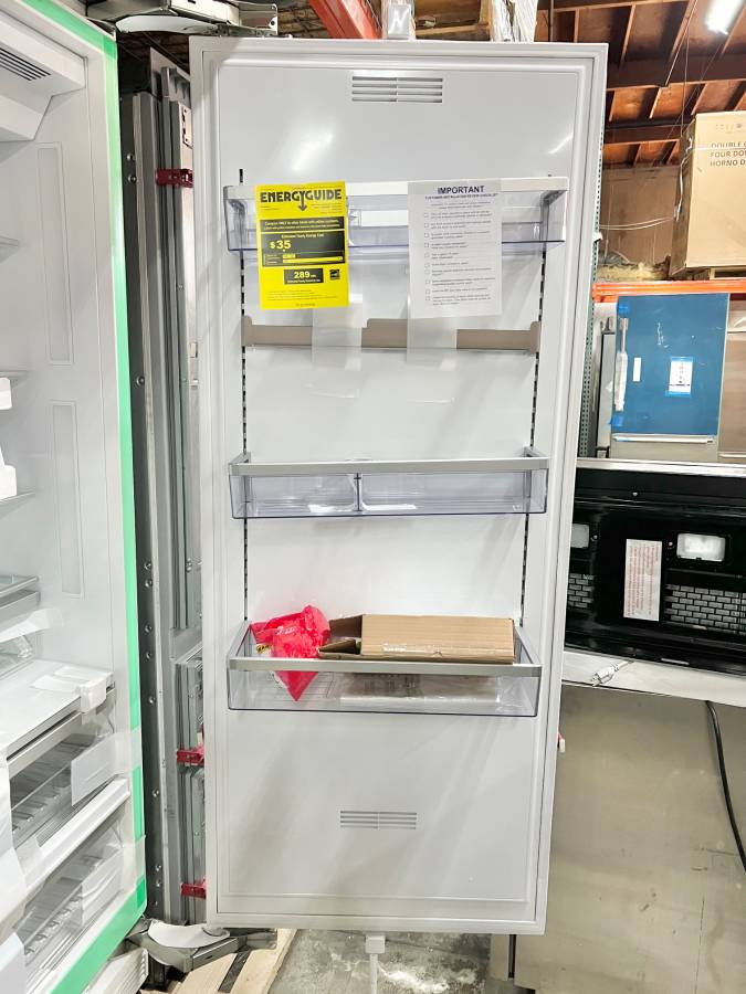 30 Inch THERMADOR T30IR900SP Panel Ready Refrigerator Column 16.8 Cu. Ft. * New Open Box *