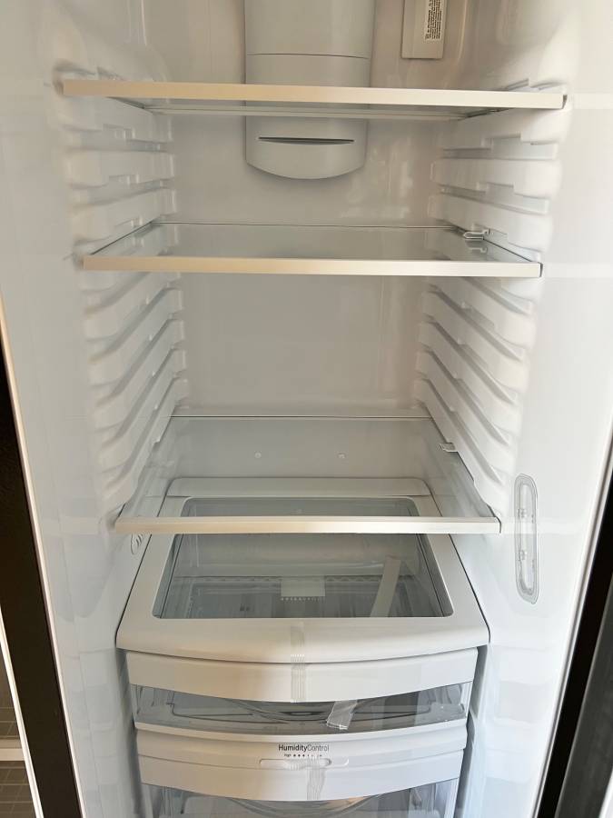 36 INCH GE GZS22IYNYHFS Counter Depth Side by Side Freestanding Refrigerator * New Open Box * 21.8 Cu. Ft. , Showcase LED Lighting, External Filtered Water Dispenser , Ice Dispenser AHAM Fingerprint Resistant Stainless Steel .