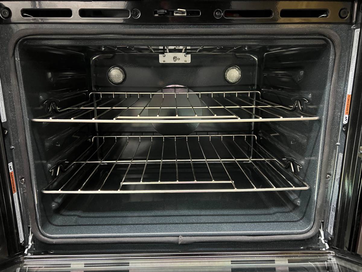 30 INCH Whirlpool WOS72EC0HS Smart Single Wall Oven with True Convection Cooking, Touchscreen, Frozen Bake, Convection Conversion, Temperature Sensor, Preheat, Keep Warm, FIT System, Control Lock,