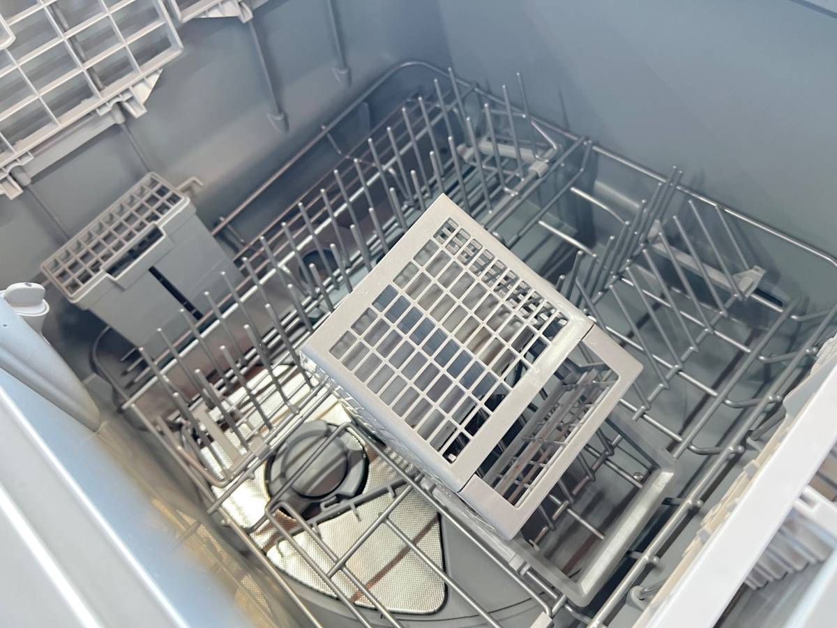 24 INCH Fisher & Paykel DishDrawer Series DD24DCTX9N Full Console Double DishDrawer with 14 Place Setting Capacity, 15 Wash Cycles, Sanitize, Cutlery Basket, Child Lock, 44 dBA Energy Star Stainless Steel