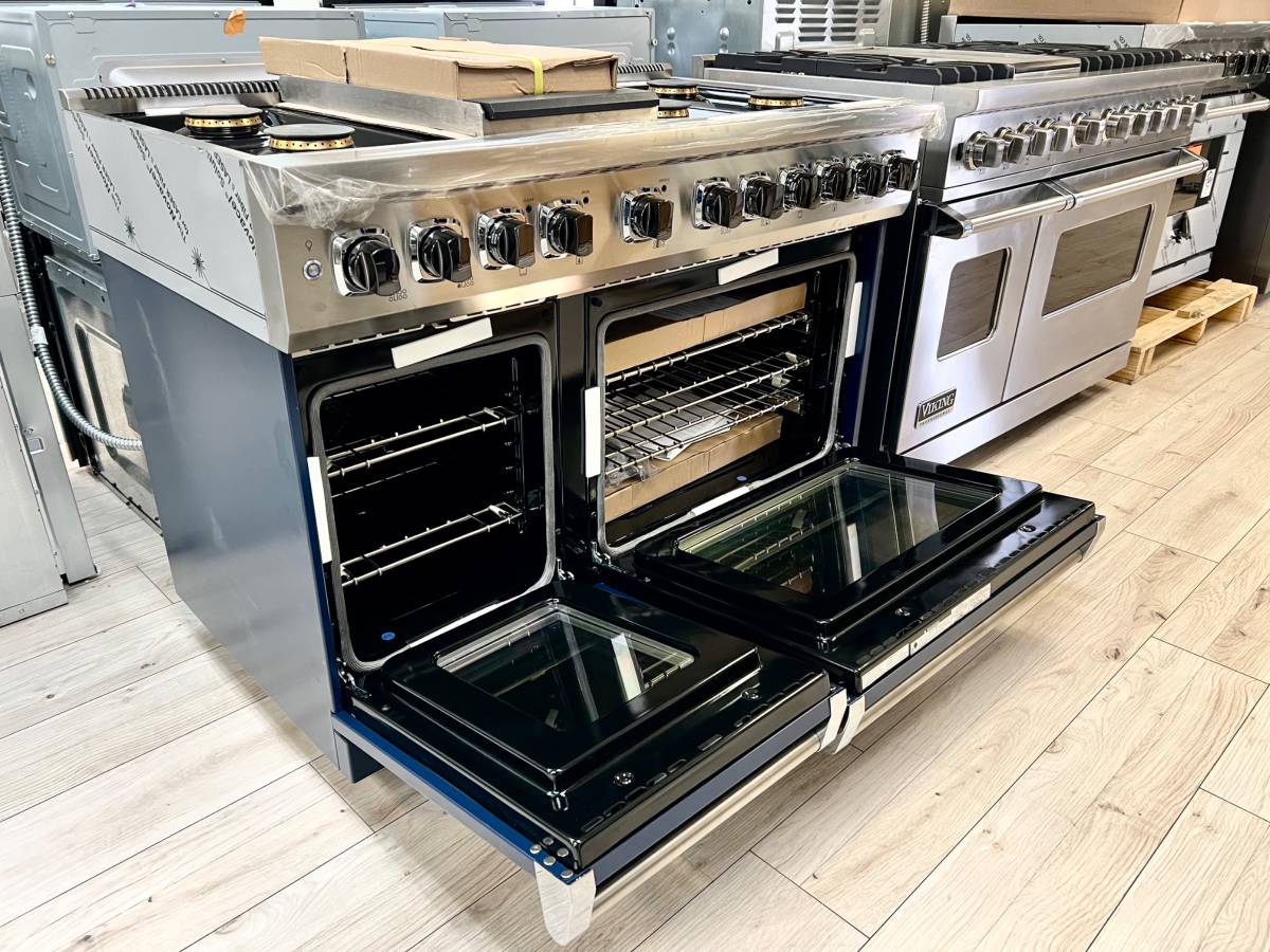 48 INCH Viking 5 Series VDR5486GSB Freestanding Professional Dual Fuel Range 6 Sealed Burners, Double Oven, 7.3 Cu. Ft. Total Capacity, Self-Clean, Vari Simmer Sure Spark Ignition, Griddle Slate Blue, Natural Gas , New Open Box
