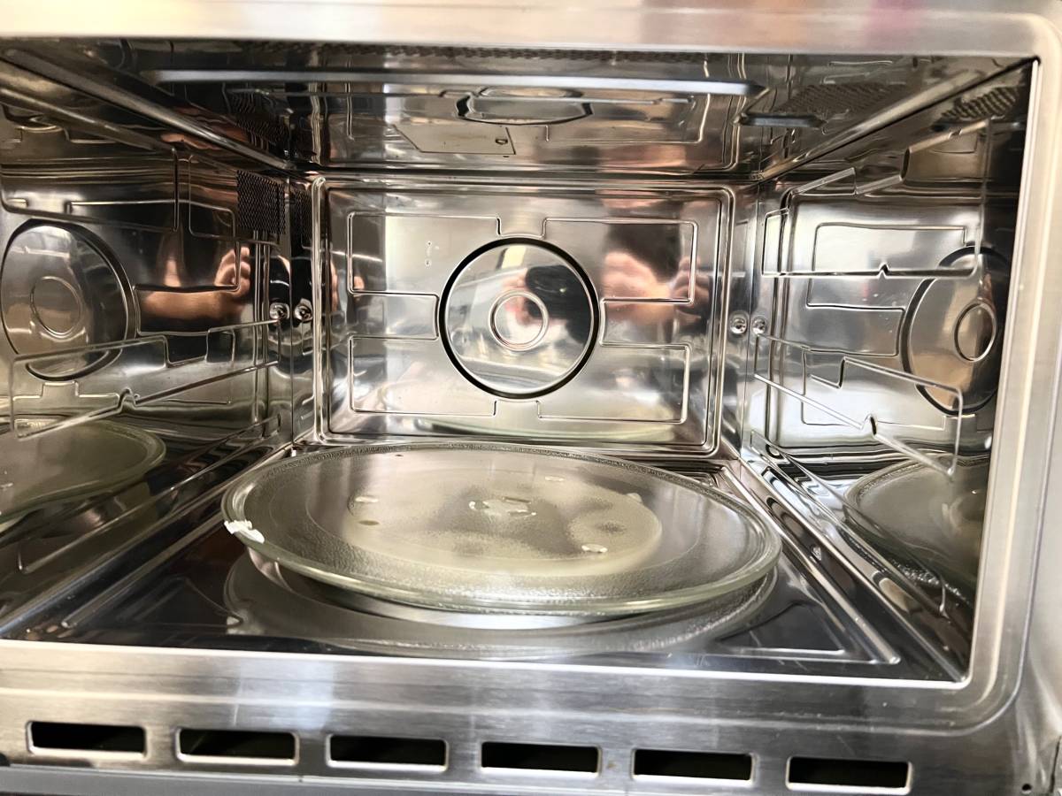 30 INCH Bosch 500 Series HBL57M52UC Double Combination Electric Wall Oven with 6.2 cu. ft. Total Capacity, True Convection, Sensor Cooking, Self-Clean, Popcorn Setting, Glass Turntable , New Open Box
