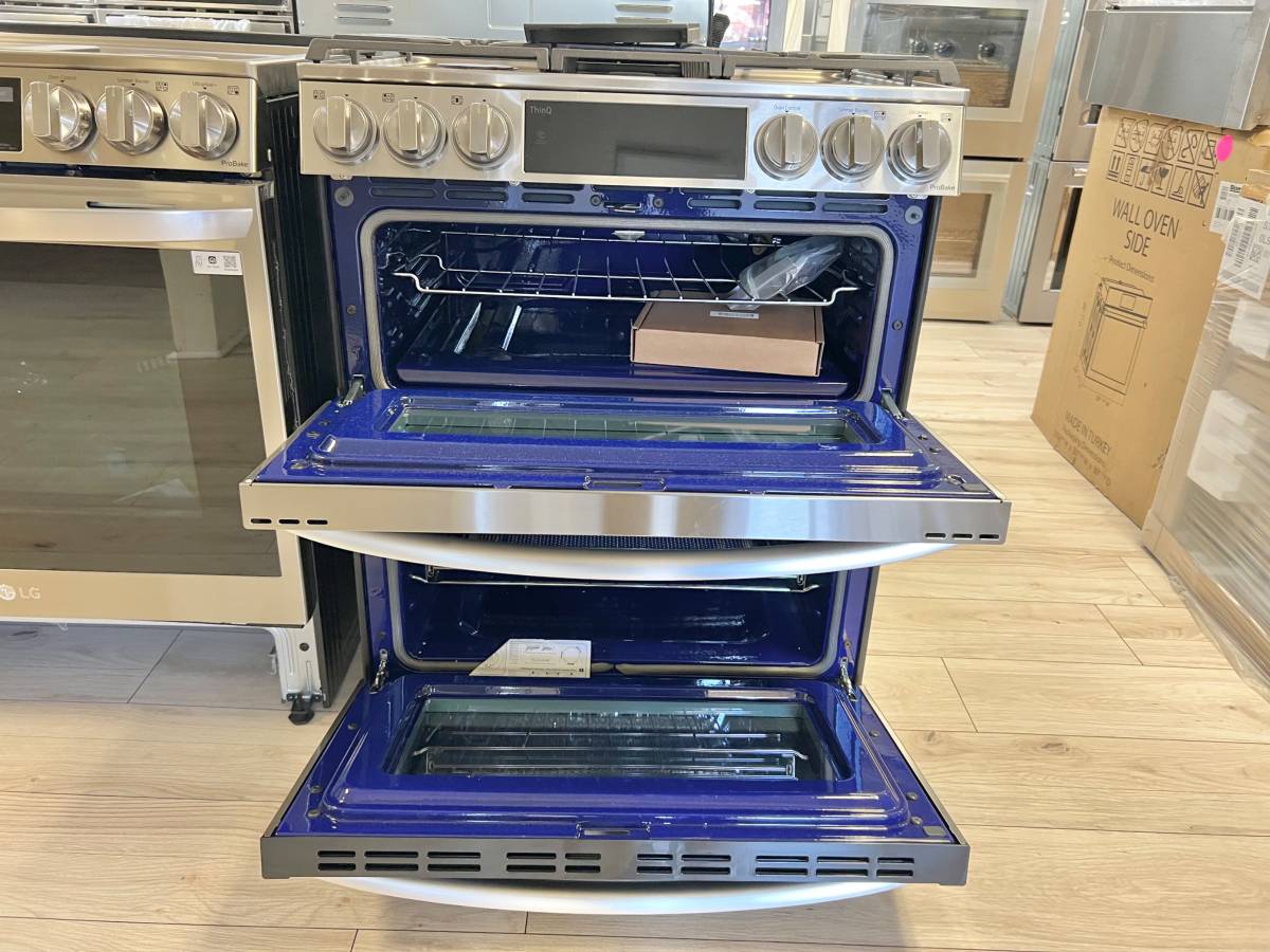 30 INCH LG LTGL6937F Slide-In Gas Range 5 Burners, Double Oven. * New Open Box ProBake Convection, Air Fry, EasyClean, SmoothTouch Glass Controls, WideView Window, Wi-Fi Connectivity, ThinQ Technology , UltraHeat Burner Print Proof Stainless Steel .
