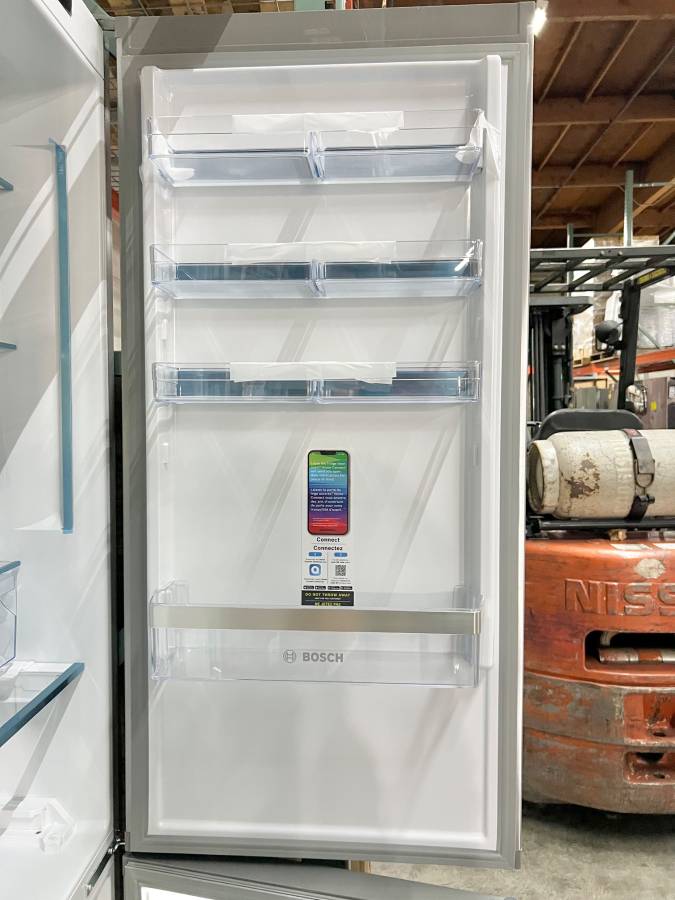 24 INCH Bosch 800 Series B24CB80ESS Freestanding Refrigerator Freezer * New Open Box * Counter Depth Freestanding Bottom Freezer Smart Refrigerator 12.8 cu. ft.  Ice Maker, Internal Water Dispenser , Stainless Steel