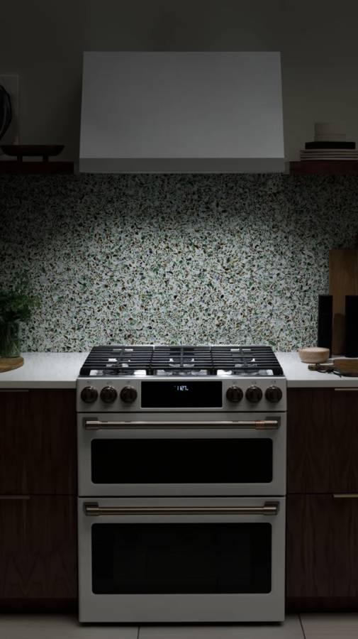 30 Inch GE Cafe CVW93044PWM Wall Mount Range Hood 600 CFM White * New Open Box * Commercial Wall Mount Range Hood ,  4 Speed , 600 CFM Blower , Push Button Control ,  LED Lights , Night Light , Chef Connect , Wi-Fi ,  UL , ADA , Matte White .