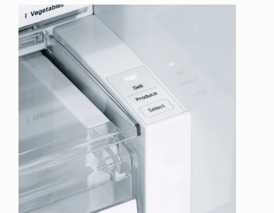 36 INCH LG LMXS28626S 4-Door French Door Refrigerator * New Open Box  27.8 cu. ft.,  PrintProof Finish, Smart Cooling System,  Slim Space Plus Ice System, ENERGY STAR  Stainless Steel