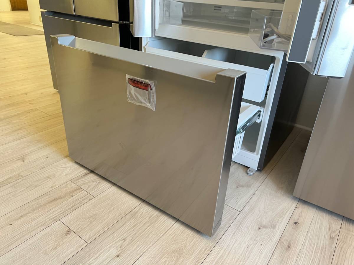 36 INCH Bosch 100 Series B36FD10ENS Freestanding French Door Bottom Mount Smart Refrigerator 26 Cu. Ft. Total, Ice Water Dispenser, Quick Ice Pro, Water Filter, Bottle Fill, Anti-Fingerprint, Sabbath Mode ENERGY STAR