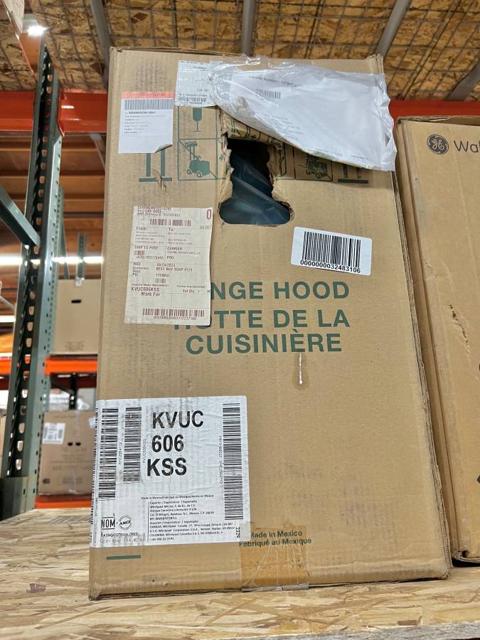 36 INCH KitchenAid KVUC606KSS Under Cabinet Range Hood 585 CFM BLOWER INCLUDED Commercial Style 4 Speed Fan ,Automatic Turn On, LED , 90,000 BTU Rating Baffle Filters , Night Light * New Open Box *