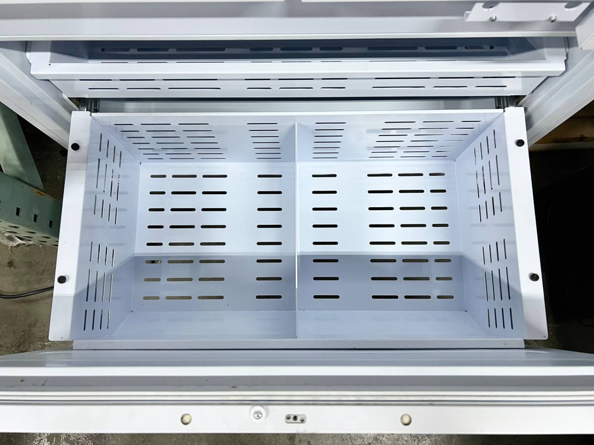 36 INCH Bertazzoni REF36FDBZPNV24 Panel Ready BUILT IN Refrigerator * New Open Box * Counter Depth Panel Ready French Door Style Refrigerator LED Touch Dual Cooling , Water Dispenser , Ice Maker, Sabbath , ADA, Energy Star