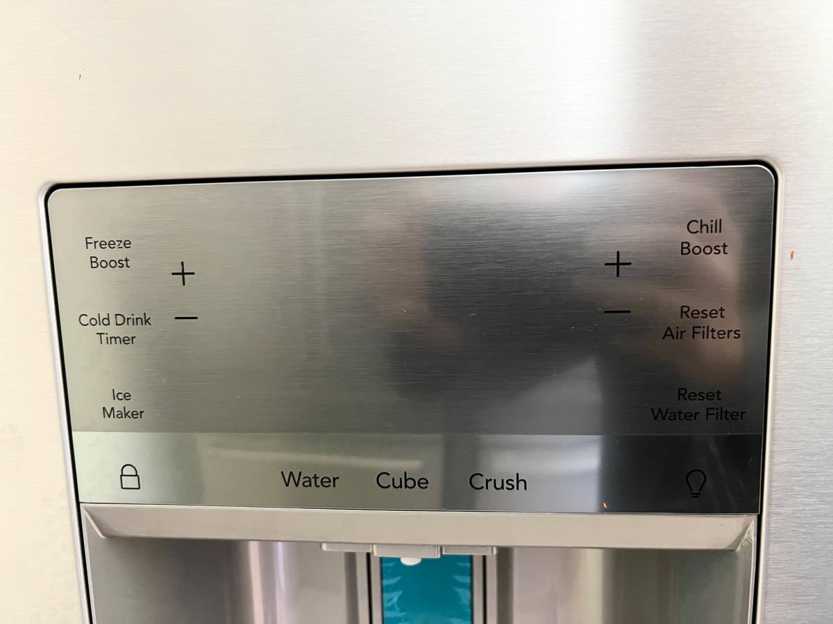 36 INCH Frigidaire GRFS2853AFA French Door Refrigerator * New Open Box 27.8 CU Ft , Gallon Door Bins, Crispers , Dual Ice Maker , PurePour Water Filter , PureAir Ultra II Air Filter , Energy Star Certified , Stainless Steel .