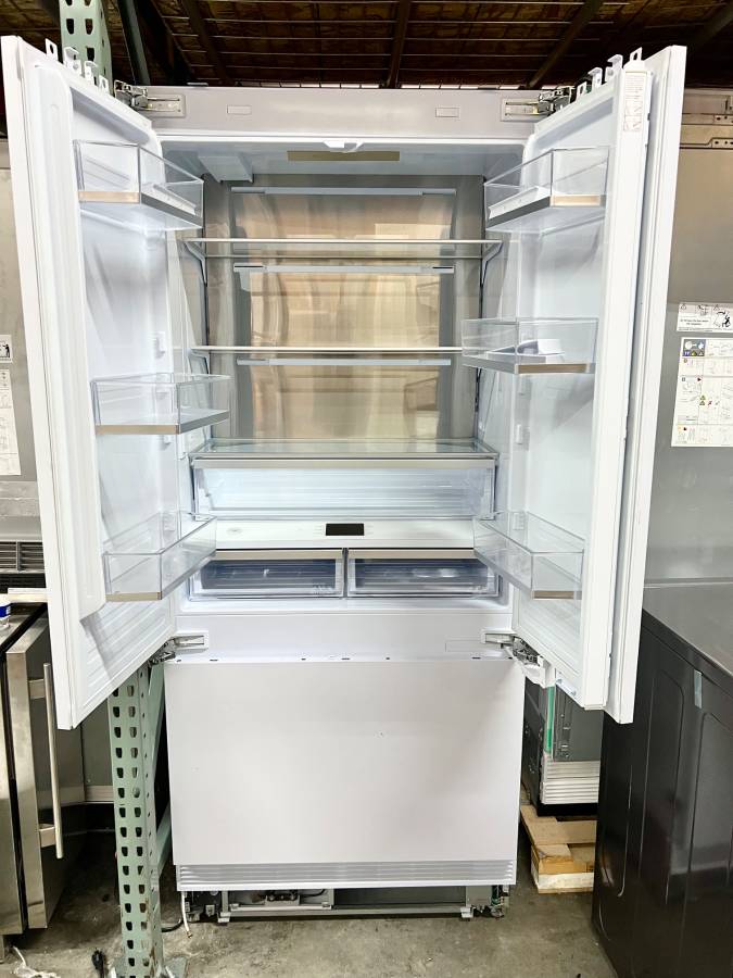 36 INCH Bertazzoni REF36FDBZPNV24 Panel Ready BUILT IN Refrigerator * New Open Box * Counter Depth Panel Ready French Door Style Refrigerator LED Touch Dual Cooling , Water Dispenser , Ice Maker, Sabbath , ADA, Energy Star