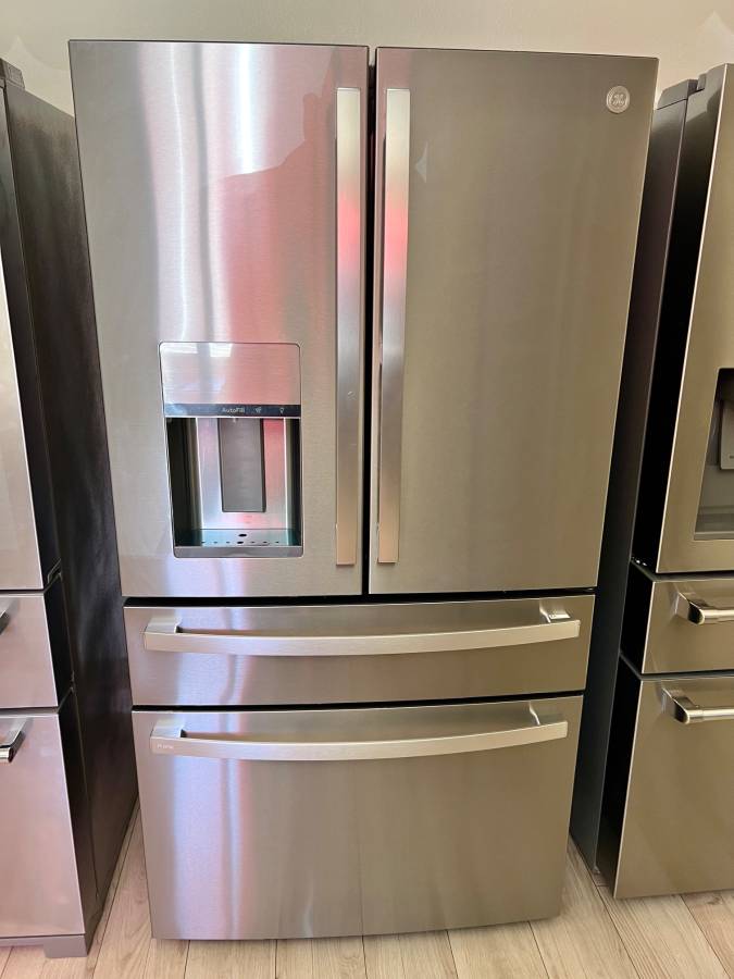 36 INCH GE PROFILE PVD28BYNGFS 4 Door French Door Smart Refrigerator , 27.9 CU Ft , Door in Door , Adjustable Temperature Drawer , LED Light Wall , Wi-Fi , Water and Ice Dispenser , Energy Star * New Open Box * , Stainless Steel .
