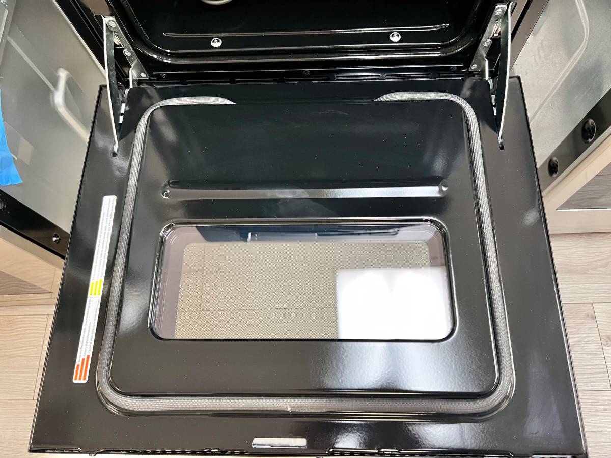 24 INCH GE JRP28SKSS Double Electric Wall Oven * New Open Box * Stainless Steel , Self Clean , Foamless Glass Doors, Interior Oven Light , Electronic Controls ,  Sabbath ,