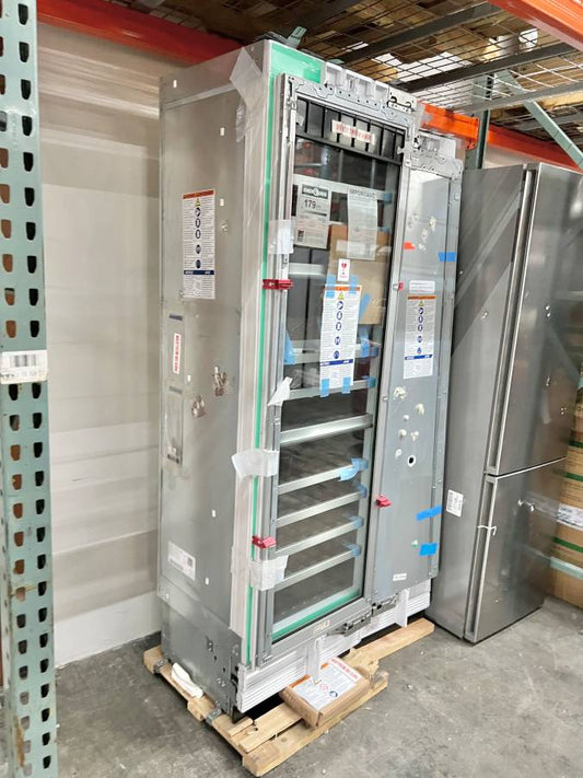 24 INCH Thermador  T24IW905SP Panel Ready Tri-Zone Smart Wine Cooler 92-Bottle Capacity, 11 Shelves, Wine Presenter, UV-Protective Glass Door, Smooth Filtered LED Lighting, TFT Control Panel, 41°F to 68°F Temperature Cool Air Flow, Star-K New Open Box