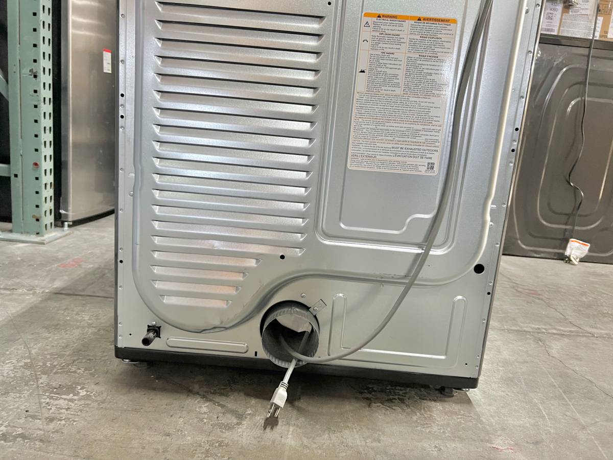 27 INCH LG DLG6101M Ultra Large Gas Dryer with 7.3 cu ft Capacity, Rear Control Sensor Dry, Intelligent Electronic Knobs, Lo Decibel Energy Star * New Open Box *
