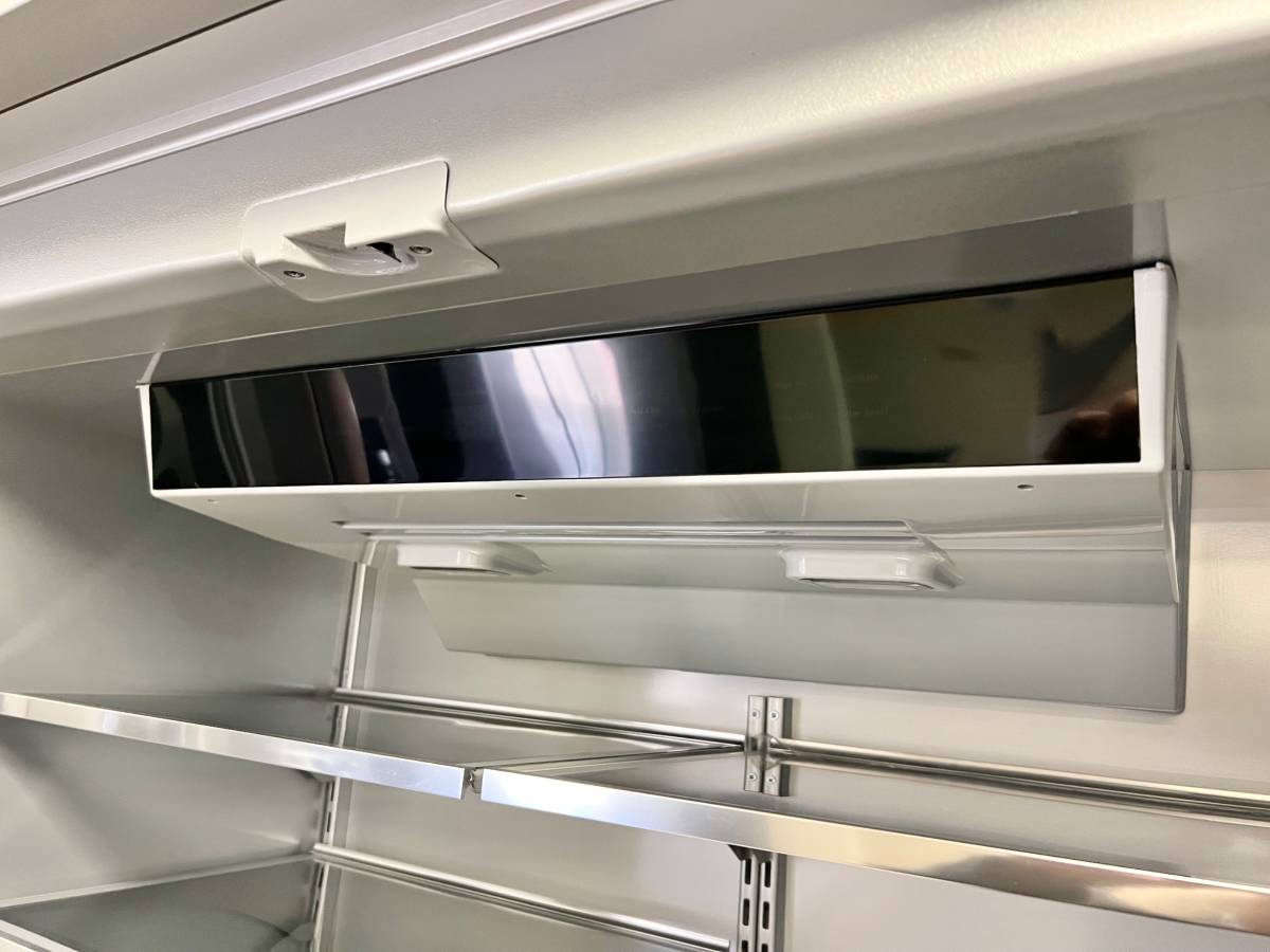42 INCH KitchenAid KBFN502ESS Built-In French Door Refrigerator * NEW OPEN BOX * 24.2 cu. ft. Capacity, 4 Glass Shelves, Preserva Food Care System, Automatic Ice Maker, Platinum Interior, LED, Door Open Alarm, Sabbath Mode, ENERGY STAR Stainless Steel